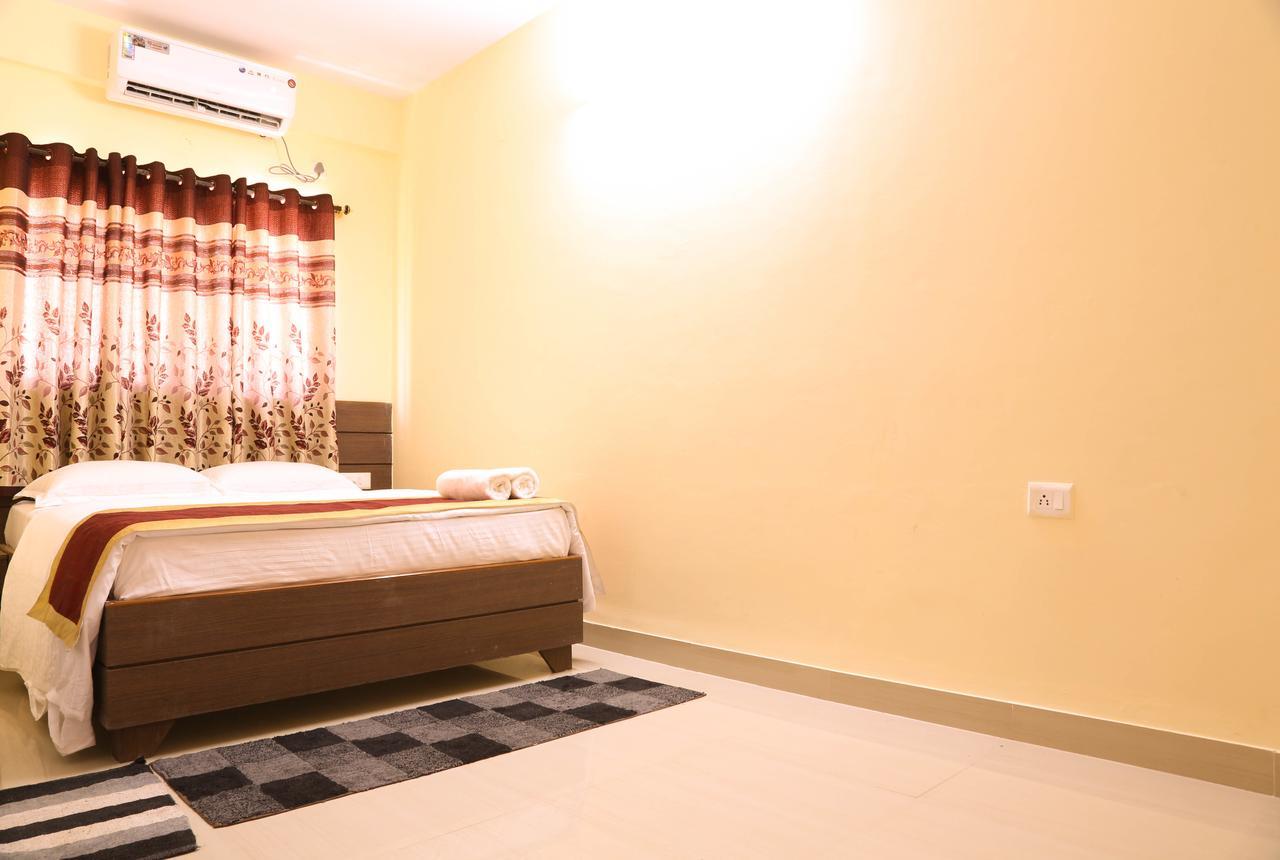 Golds Club & Resort Bayappanhalli Экстерьер фото
